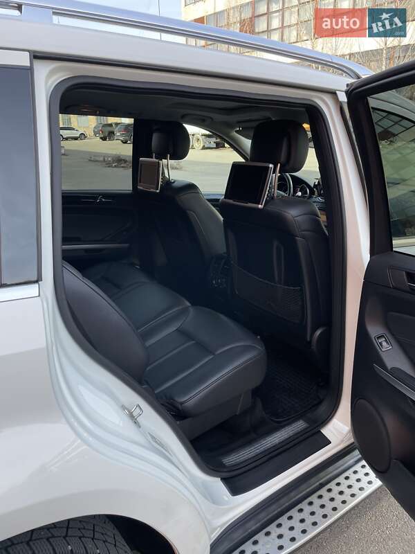 Внедорожник / Кроссовер Mercedes-Benz GL-Class 2010 в Киеве фото 14 Внедорожник / Кроссовер Mercedes-Benz GL-Class 2010 в Киеве