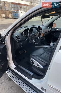 Внедорожник / Кроссовер Mercedes-Benz GL-Class 2010 в 