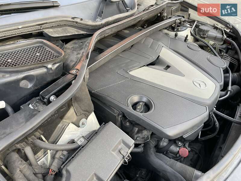 Внедорожник / Кроссовер Mercedes-Benz GL-Class 2010 в Киеве фото 47 Внедорожник / Кроссовер Mercedes-Benz GL-Class 2010 в Киеве