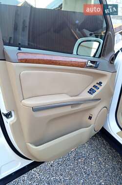 Внедорожник / Кроссовер Mercedes-Benz GL-Class 2006 в 
