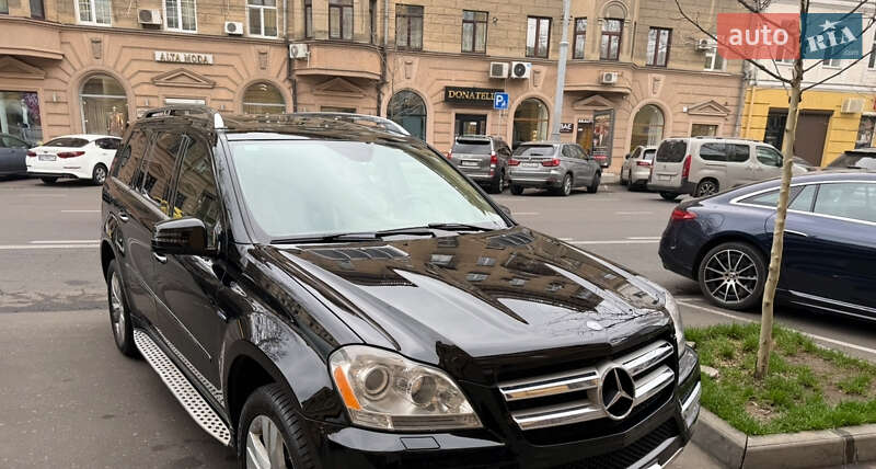 Mercedes-Benz GL-Class 2012