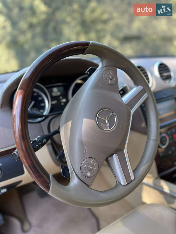 Внедорожник / Кроссовер Mercedes-Benz GL-Class 2012 в Луцке