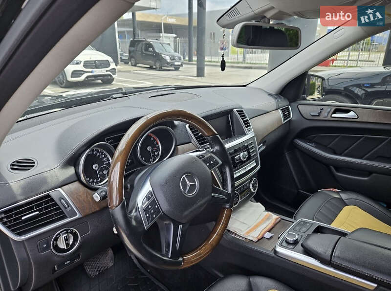 Позашляховик / Кросовер Mercedes-Benz GL-Class 2015 в Запоріжжі