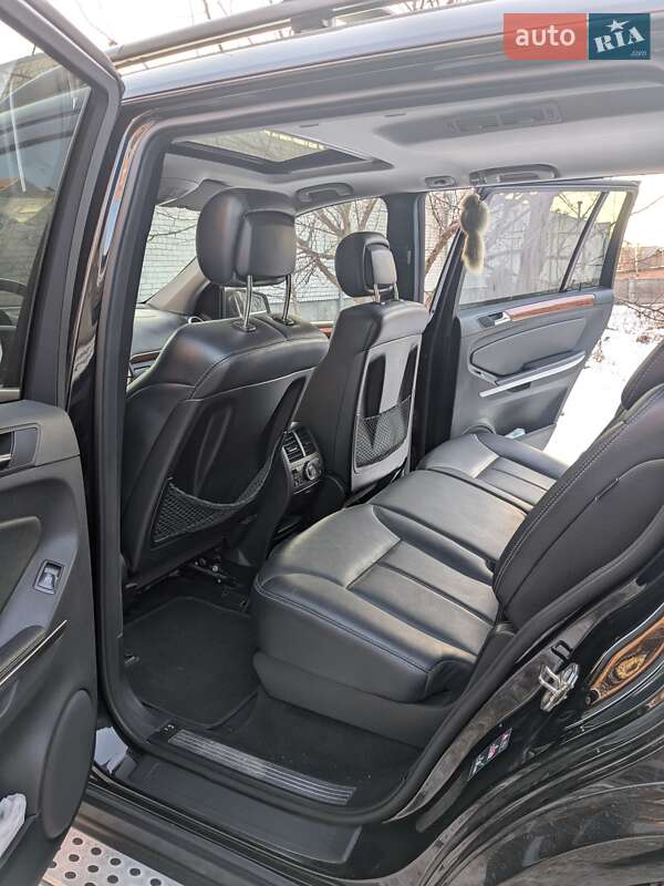 Внедорожник / Кроссовер Mercedes-Benz GL-Class 2009 в Киеве