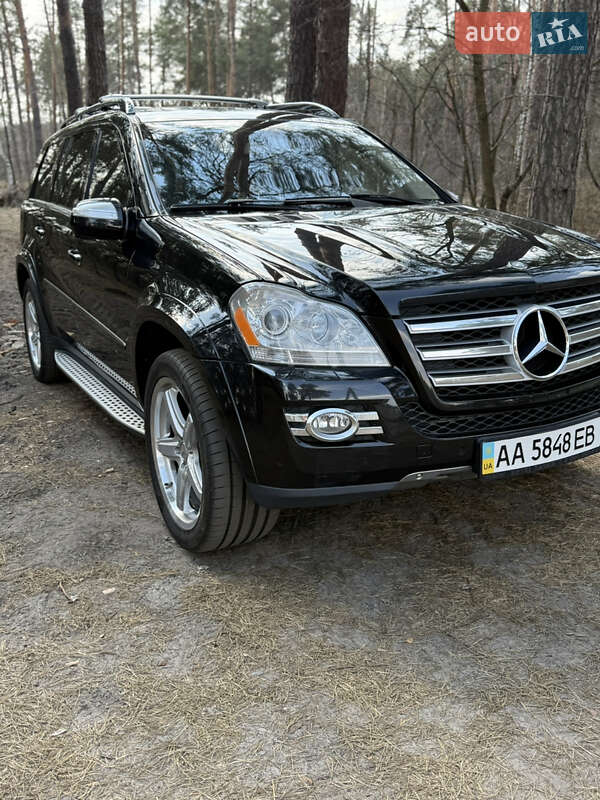 Внедорожник / Кроссовер Mercedes-Benz GL-Class 2009 в Киеве