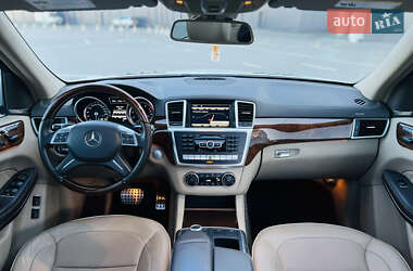 Внедорожник / Кроссовер Mercedes-Benz GL-Class 2012 в 