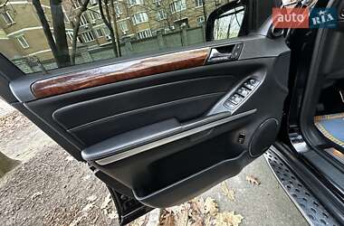Позашляховик / Кросовер Mercedes-Benz GL-Class 2006 в 