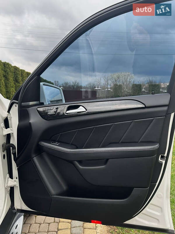 Внедорожник / Кроссовер Mercedes-Benz GL-Class 2015 в Косове