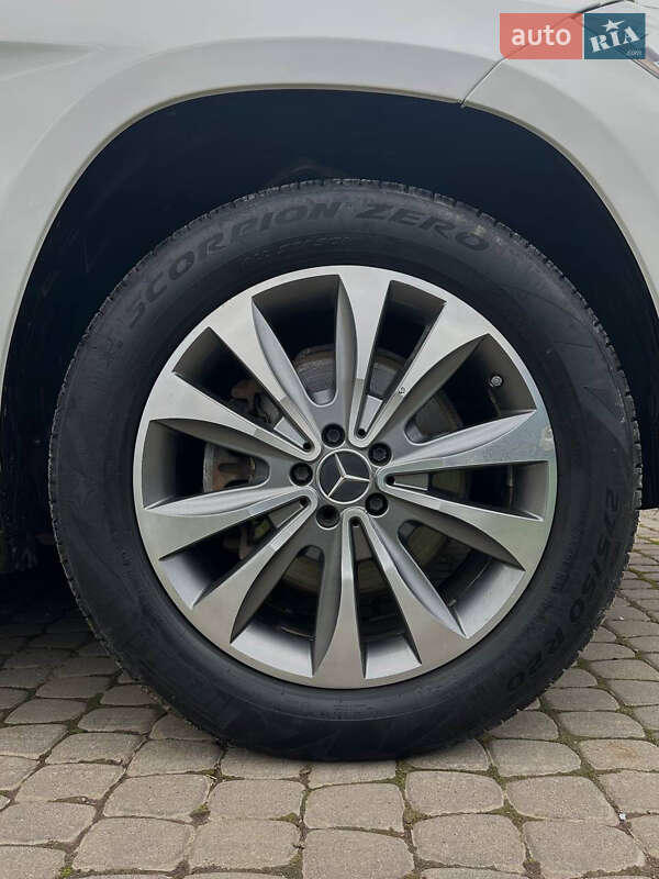 Внедорожник / Кроссовер Mercedes-Benz GL-Class 2015 в Косове