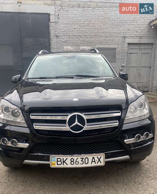 Mercedes-Benz GL-Class 2010