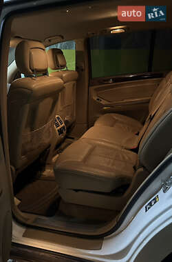 Внедорожник / Кроссовер Mercedes-Benz GL-Class 2012 в 