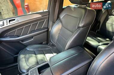 Позашляховик / Кросовер Mercedes-Benz GL-Class 2015 в 