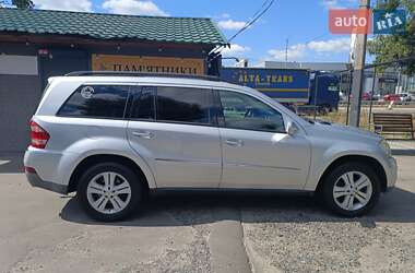 Позашляховик / Кросовер Mercedes-Benz GL-Class 2006 в 