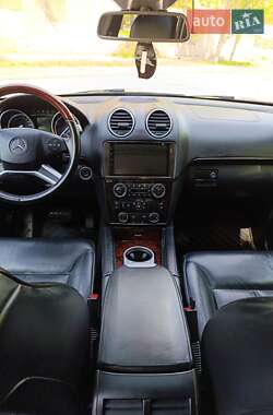 Внедорожник / Кроссовер Mercedes-Benz GL-Class 2011 в 