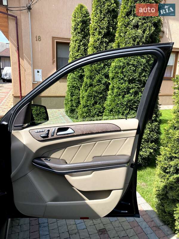 Внедорожник / Кроссовер Mercedes-Benz GL-Class 2012 в Сваляве фото 20 Внедорожник / Кроссовер Mercedes-Benz GL-Class 2012 в Сваляве