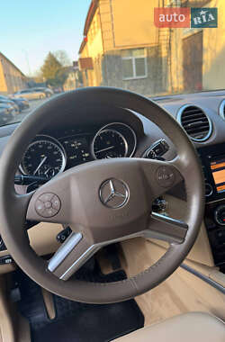Внедорожник / Кроссовер Mercedes-Benz GL-Class 2012 в 