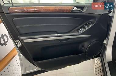 Позашляховик / Кросовер Mercedes-Benz GL-Class 2010 в 