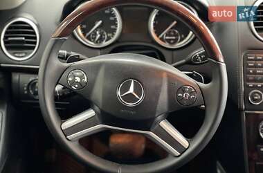 Позашляховик / Кросовер Mercedes-Benz GL-Class 2010 в 