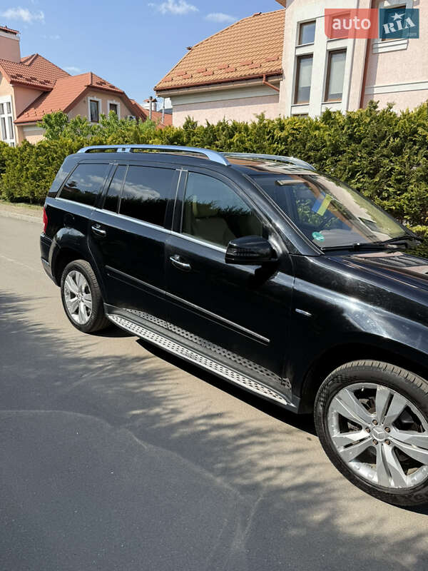 Внедорожник / Кроссовер Mercedes-Benz GL-Class 2012 в Шептицькому