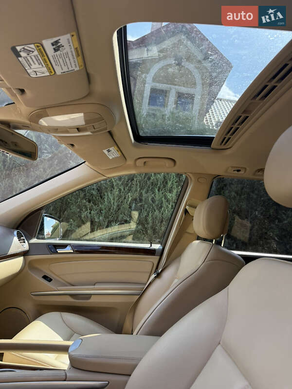 Внедорожник / Кроссовер Mercedes-Benz GL-Class 2012 в Шептицькому