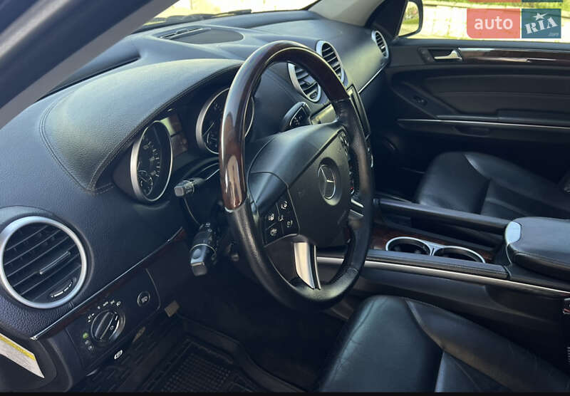 Внедорожник / Кроссовер Mercedes-Benz GL-Class 2006 в Николаеве