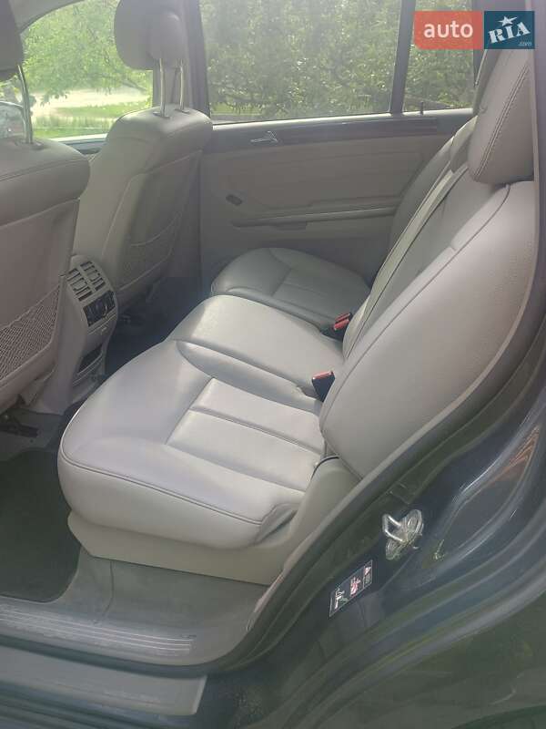 Позашляховик / Кросовер Mercedes-Benz GL-Class 2010 в Пирятині фото 17 Позашляховик / Кросовер Mercedes-Benz GL-Class 2010 в Пирятині