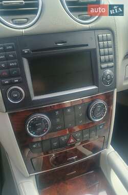 Внедорожник / Кроссовер Mercedes-Benz GL-Class 2010 в 