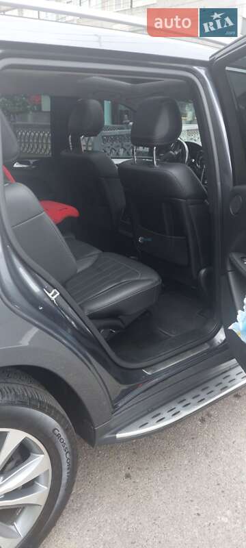 Внедорожник / Кроссовер Mercedes-Benz GL-Class 2015 в Киеве фото 12 Внедорожник / Кроссовер Mercedes-Benz GL-Class 2015 в Киеве