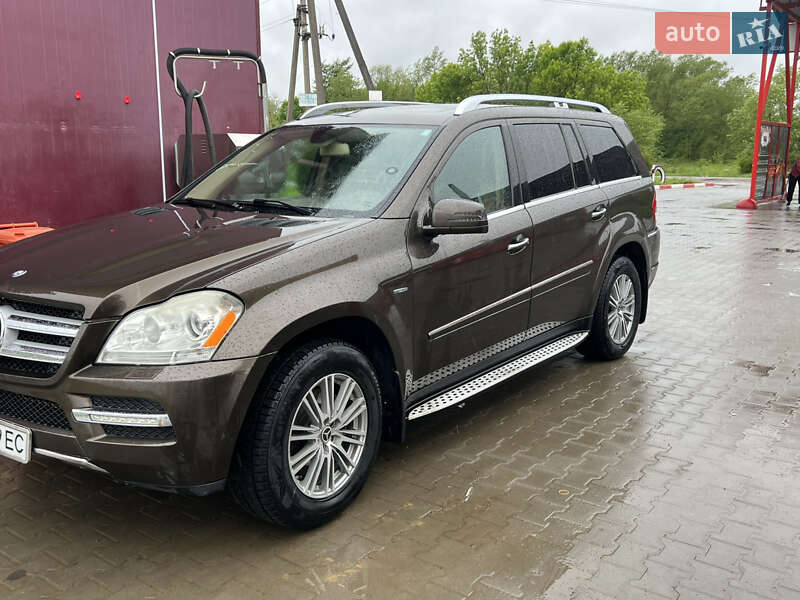 Внедорожник / Кроссовер Mercedes-Benz GL-Class 2012 в Черновцах