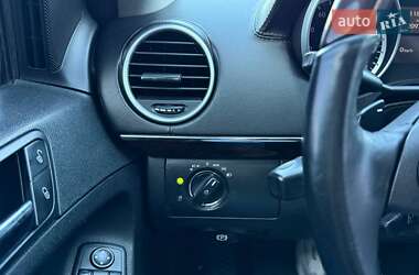 Позашляховик / Кросовер Mercedes-Benz GL-Class 2011 в 