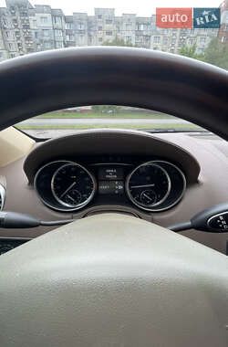 Внедорожник / Кроссовер Mercedes-Benz GL-Class 2012 в 