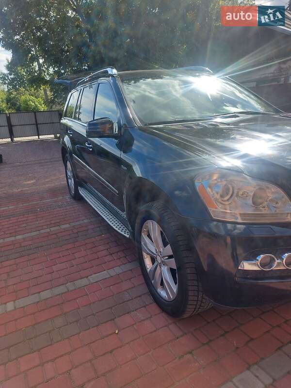 Внедорожник / Кроссовер Mercedes-Benz GL-Class 2011 в Фастове