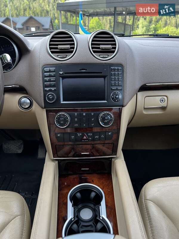 Позашляховик / Кросовер Mercedes-Benz GL-Class 2009 в Ворохті