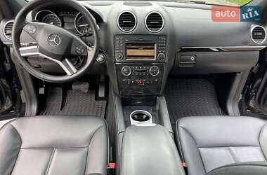 Позашляховик / Кросовер Mercedes-Benz GL-Class 2011 в 