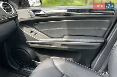 Позашляховик / Кросовер Mercedes-Benz GL-Class 2011 в 