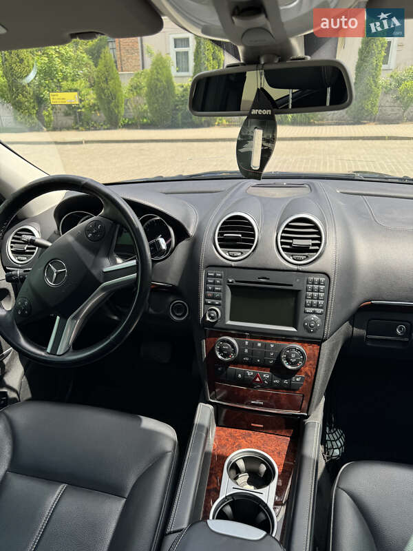 Внедорожник / Кроссовер Mercedes-Benz GL-Class 2011 в Ровно