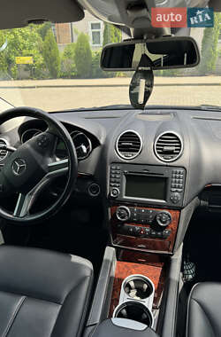 Внедорожник / Кроссовер Mercedes-Benz GL-Class 2012 в 