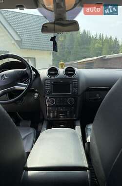 Внедорожник / Кроссовер Mercedes-Benz GL-Class 2010 в 