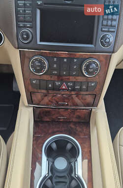 Внедорожник / Кроссовер Mercedes-Benz GL-Class 2011 в 
