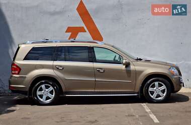 Внедорожник / Кроссовер Mercedes-Benz GL-Class 2010 в 