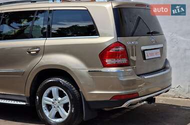 Внедорожник / Кроссовер Mercedes-Benz GL-Class 2010 в 