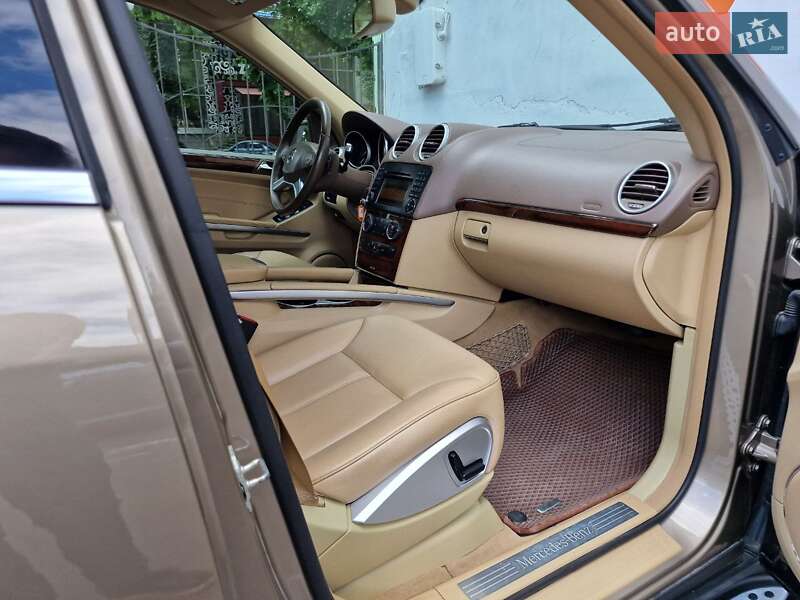 Позашляховик / Кросовер Mercedes-Benz GL-Class 2010 в Одесі