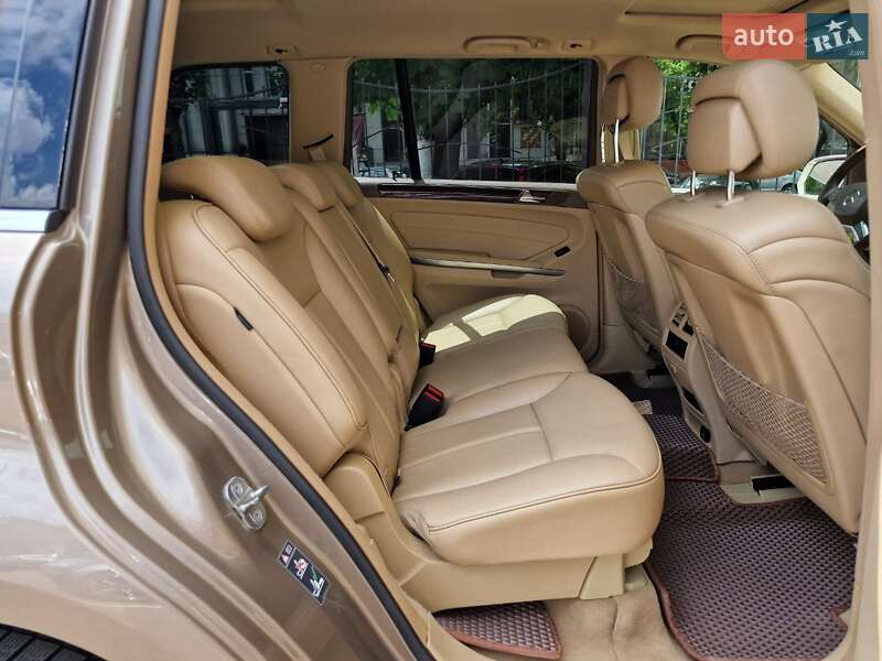 Позашляховик / Кросовер Mercedes-Benz GL-Class 2010 в Одесі