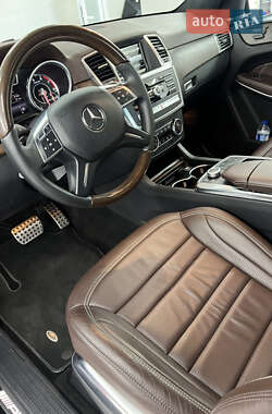 Внедорожник / Кроссовер Mercedes-Benz GL-Class 2013 в 