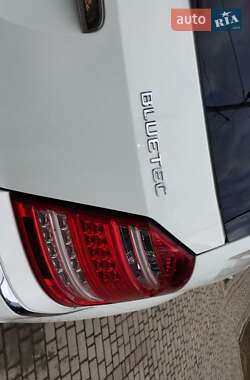 Позашляховик / Кросовер Mercedes-Benz GL-Class 2012 в 