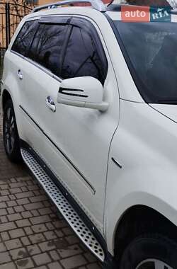 Позашляховик / Кросовер Mercedes-Benz GL-Class 2012 в 
