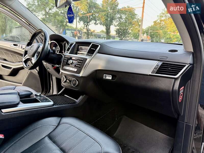 Позашляховик / Кросовер Mercedes-Benz GL-Class 2013 в Одесі