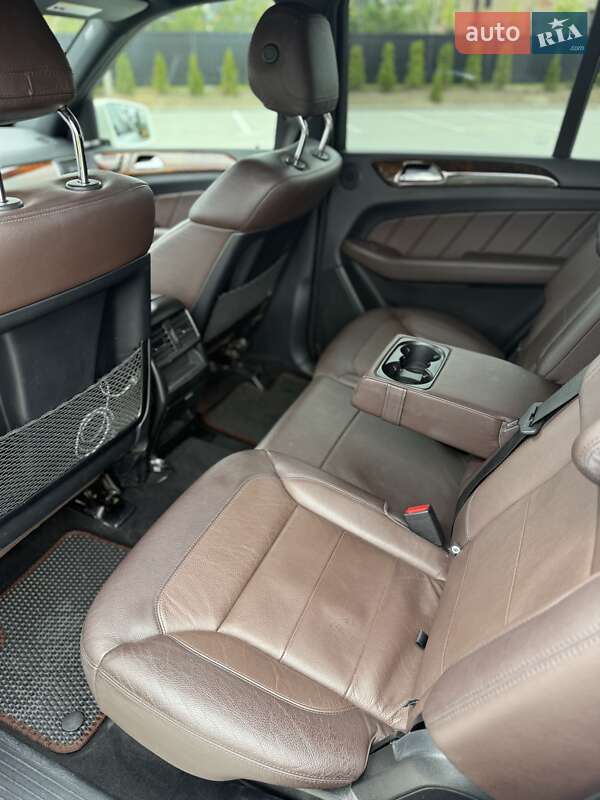 Внедорожник / Кроссовер Mercedes-Benz GL-Class 2015 в Тернополе