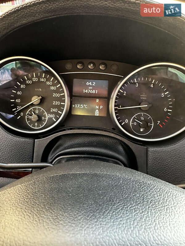 Внедорожник / Кроссовер Mercedes-Benz GL-Class 2009 в Киеве