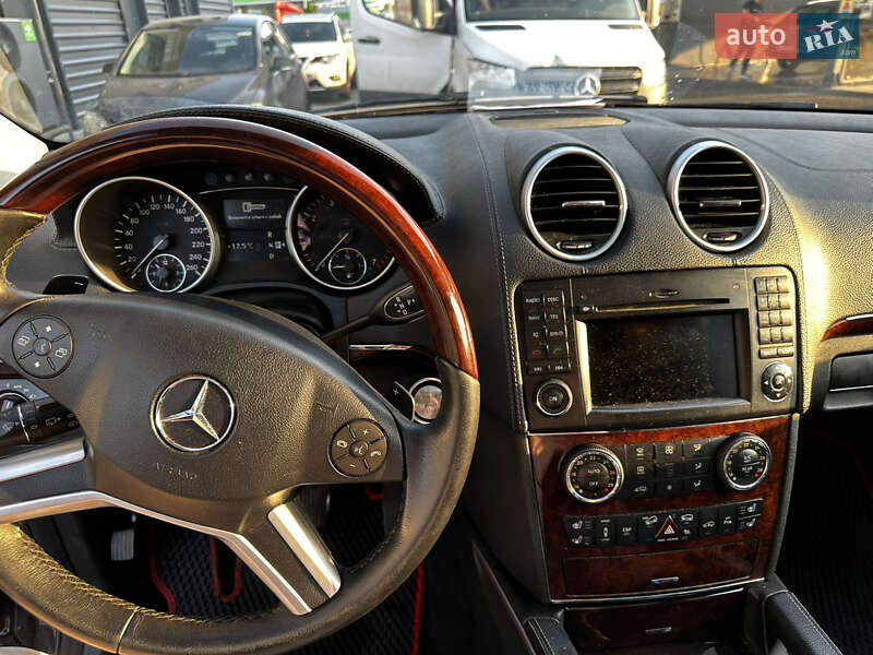 Внедорожник / Кроссовер Mercedes-Benz GL-Class 2009 в Киеве